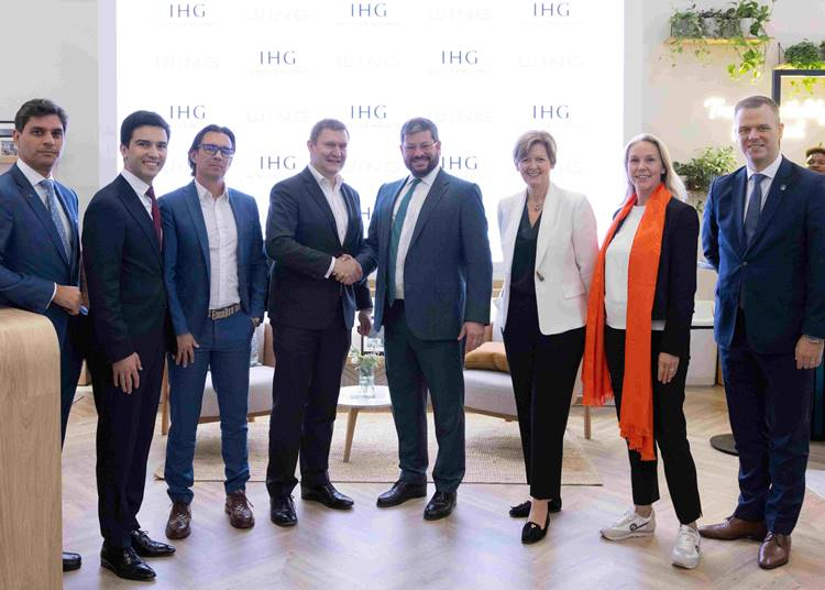 Az IHG Hotels & Resorts és a WING az EXPO Real 2023 kiállításon írt alá megállapodást a Hotel Indigo és a Holiday Inn Express szállodamárkák Budapestre érkezéséről
