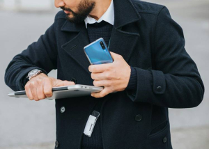 Közösségi média, luxusmárkák és önkép