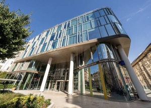 Mérnöki precizitás és emberközpontú megoldások